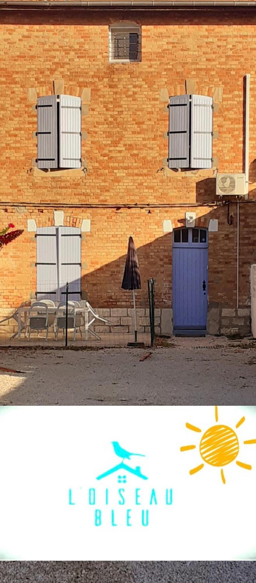 Ferienwohnung L'Oiseau Bleu Salin-de-Giraud Exterior foto
