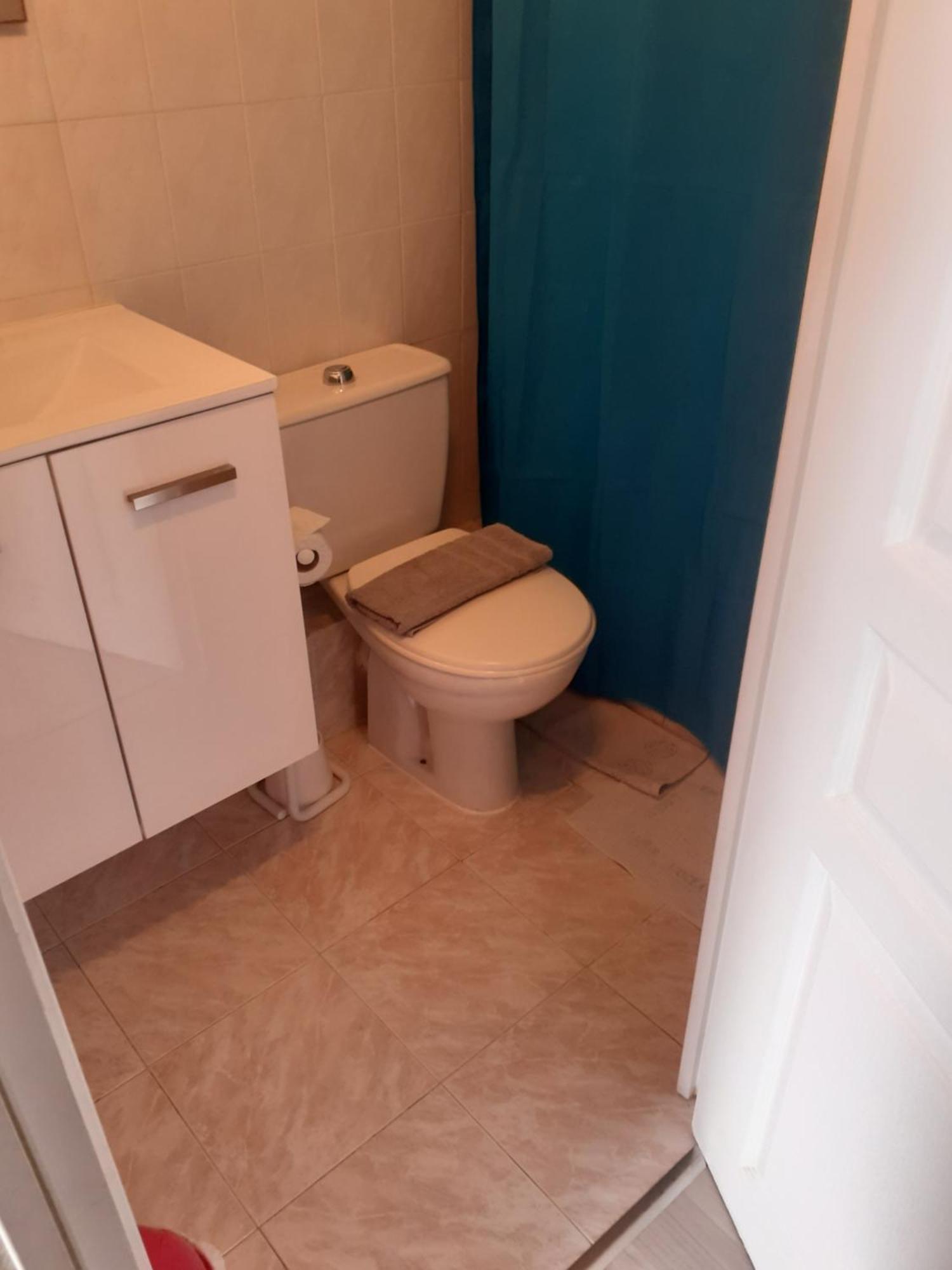 Ferienwohnung L'Oiseau Bleu Salin-de-Giraud Exterior foto