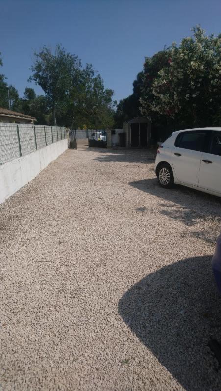 Ferienwohnung L'Oiseau Bleu Salin-de-Giraud Exterior foto