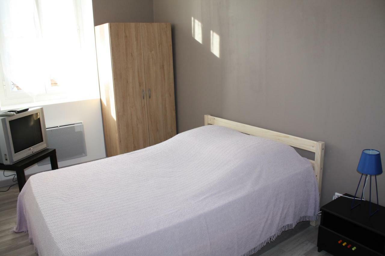 Ferienwohnung L'Oiseau Bleu Salin-de-Giraud Exterior foto