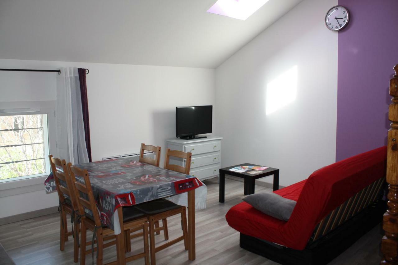 Ferienwohnung L'Oiseau Bleu Salin-de-Giraud Exterior foto