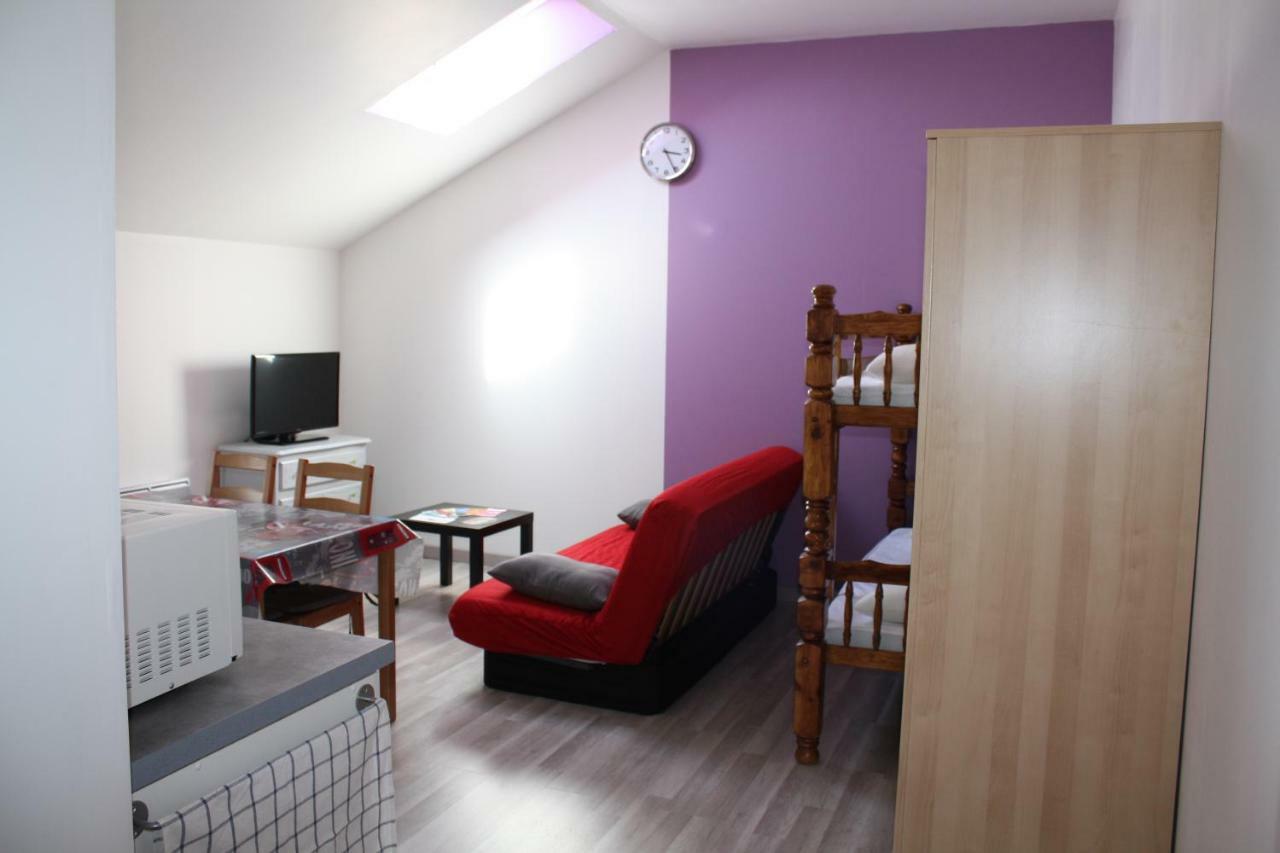 Ferienwohnung L'Oiseau Bleu Salin-de-Giraud Exterior foto